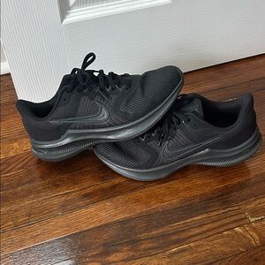 Nike Women’s Downshift Black Running Sneakers